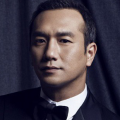 姐被男人伸出的手